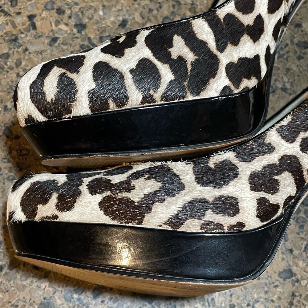 Michael Kors Sz 6.5 Calf Hair/Patent Leather Platform Leopard Animal Print Heel - Picture 9 of 10